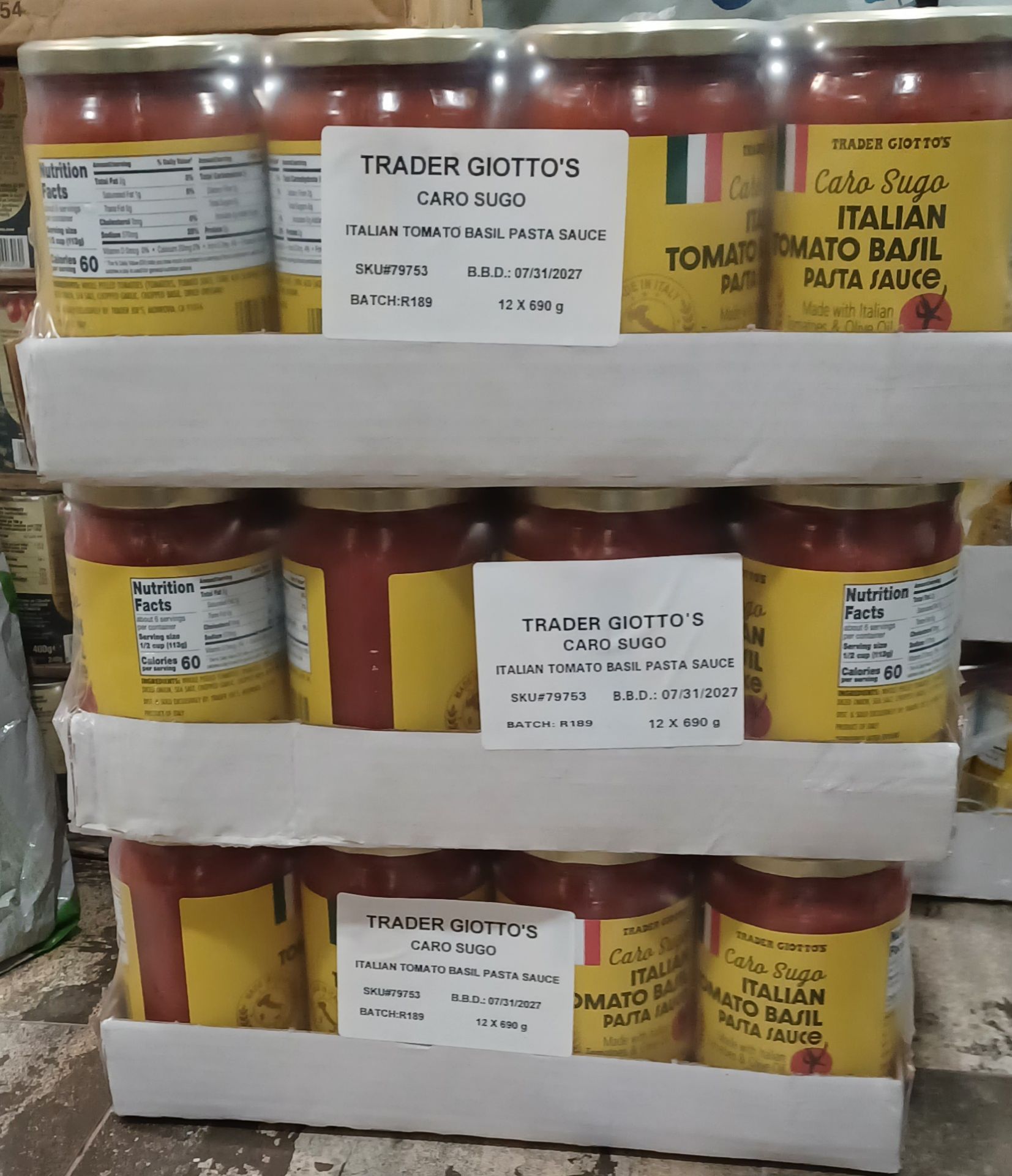 Trader Giotto's Caro Suga Italian tomato basil pasta sauce