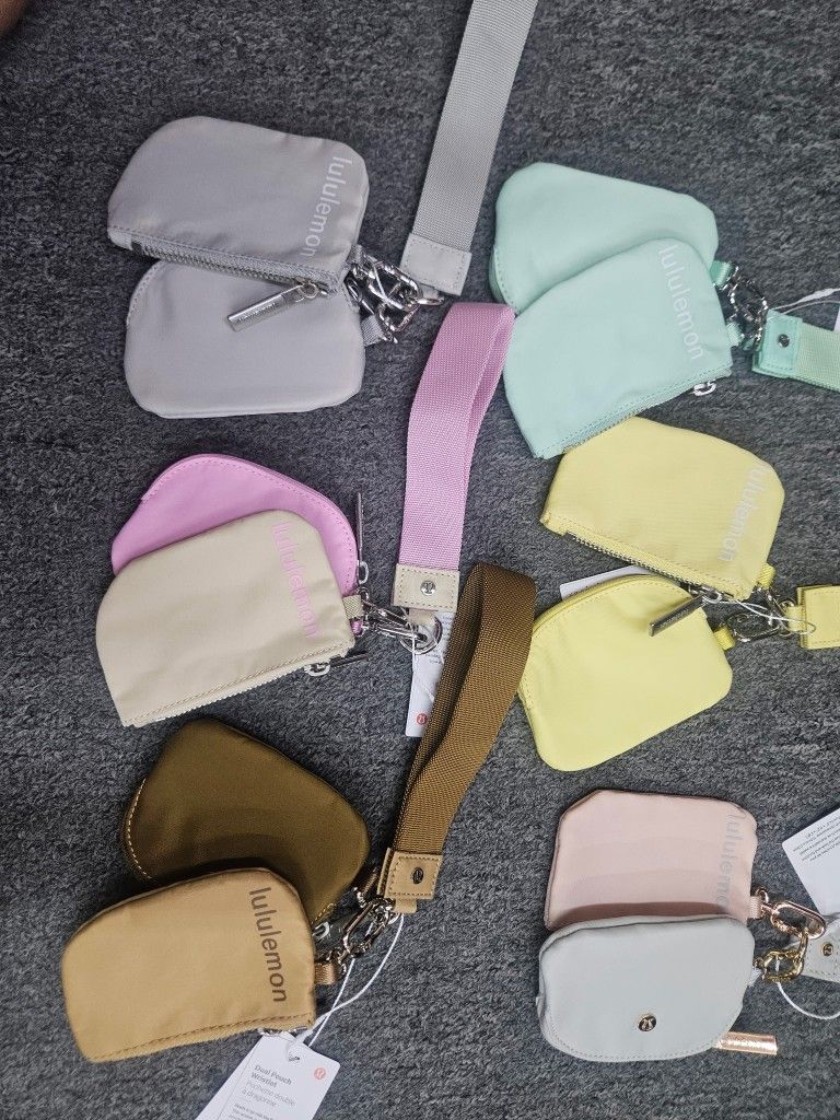 Lululemon Wallet