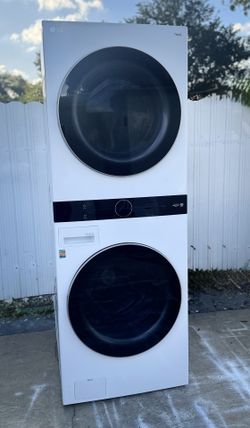 Lavadora Y Secadora De Torre ThinQ