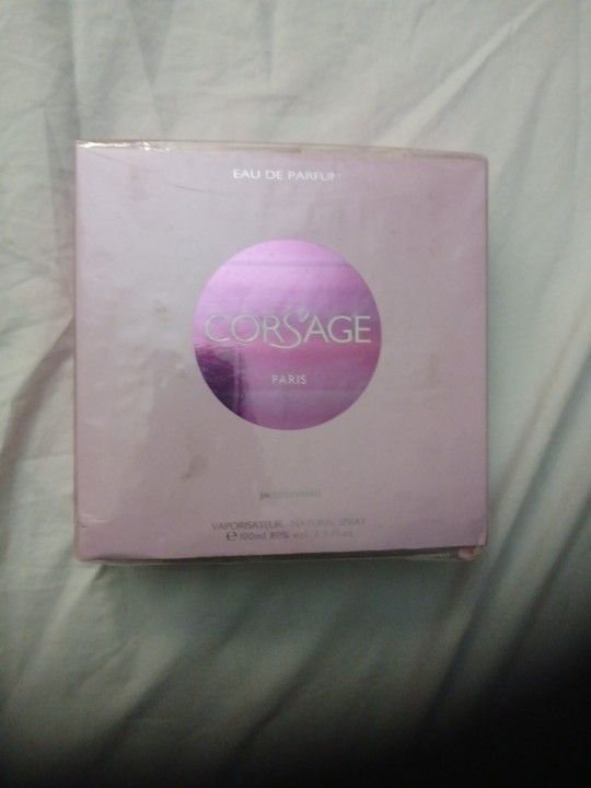 Corsage 3.3 Fl oz