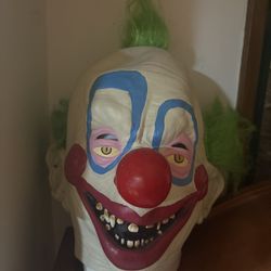 Killer Klowns From Outer Space Deluxe Masks