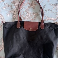 Longchamp Black Shoulder Nylon Bag With Leather Handles