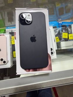 iPhone 15 Black