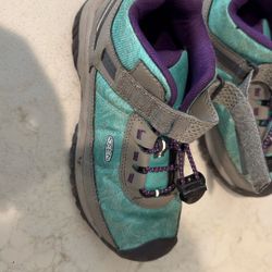 Size 13 Girls Keen PPU
