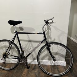 Mongoose Crossway 850 Bicycle