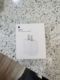Apple USBC power adapter 20w