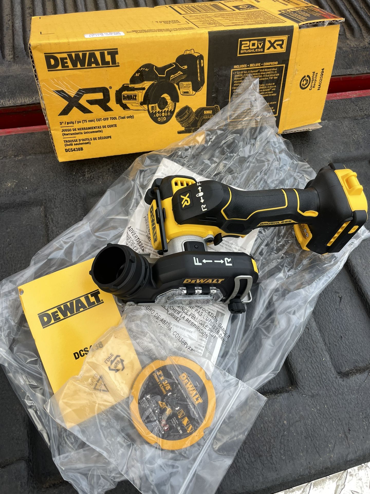 New DeWalt Cut Off Tool