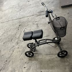 Knee Cart With Basket 