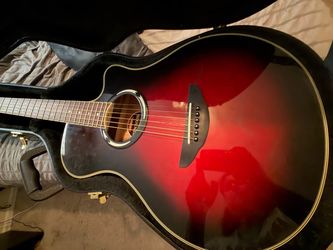 Yamaha electric/ acoustic guitar