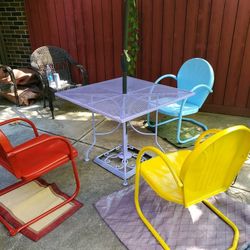 Vintage 1960'Metal Lawn Chairs 
