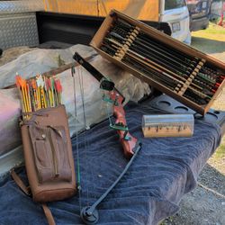 Hunting Bow.     Bear. Archery
