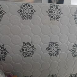 Queen Mattress and box spring