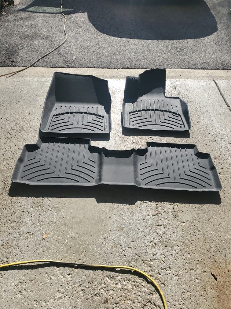 Weather Tech Floor Mats HP Hyundai Santafe 