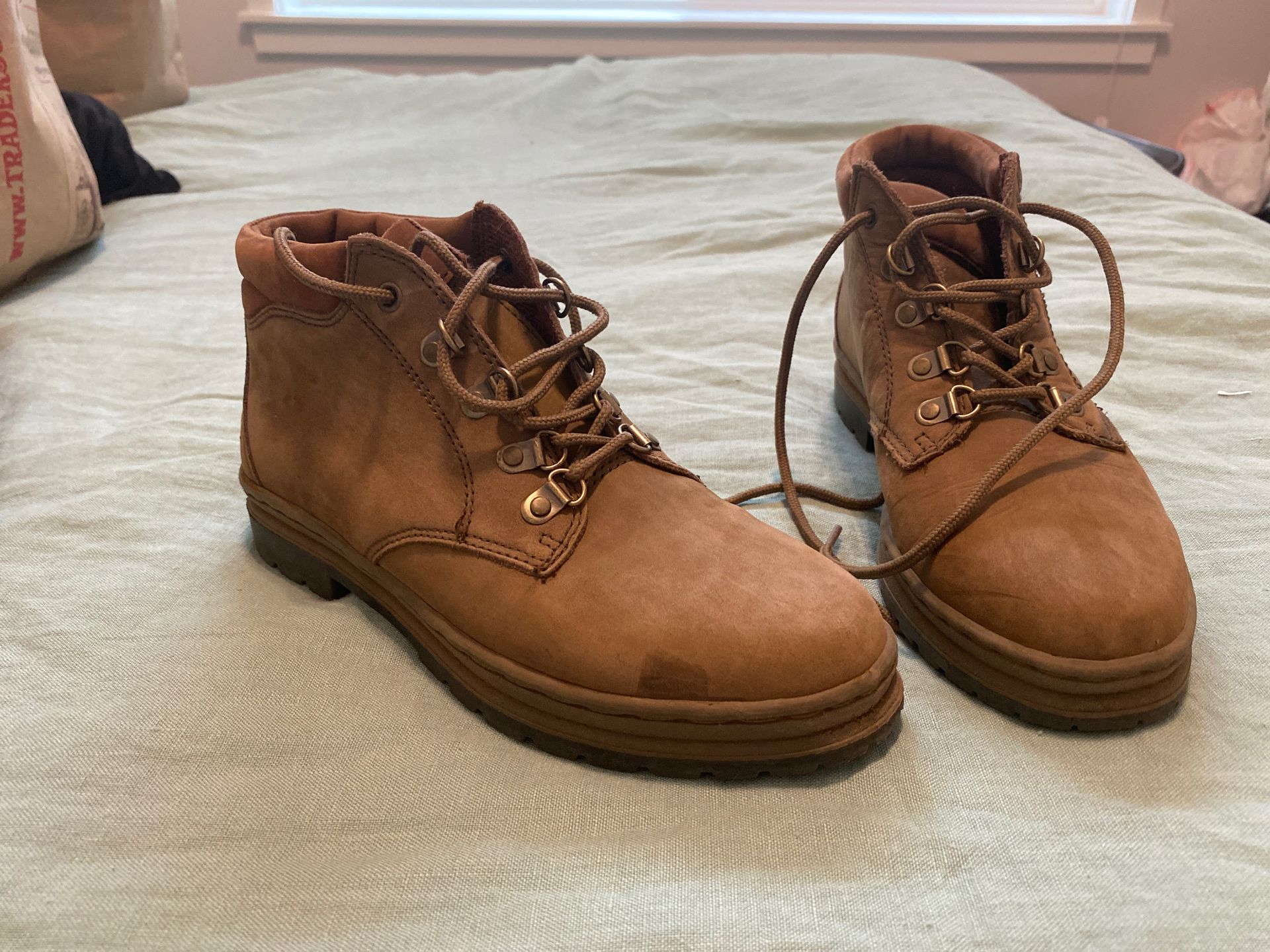 New Sequoia Genuine Leather Boots Women’s 8 (Work, Hiking)