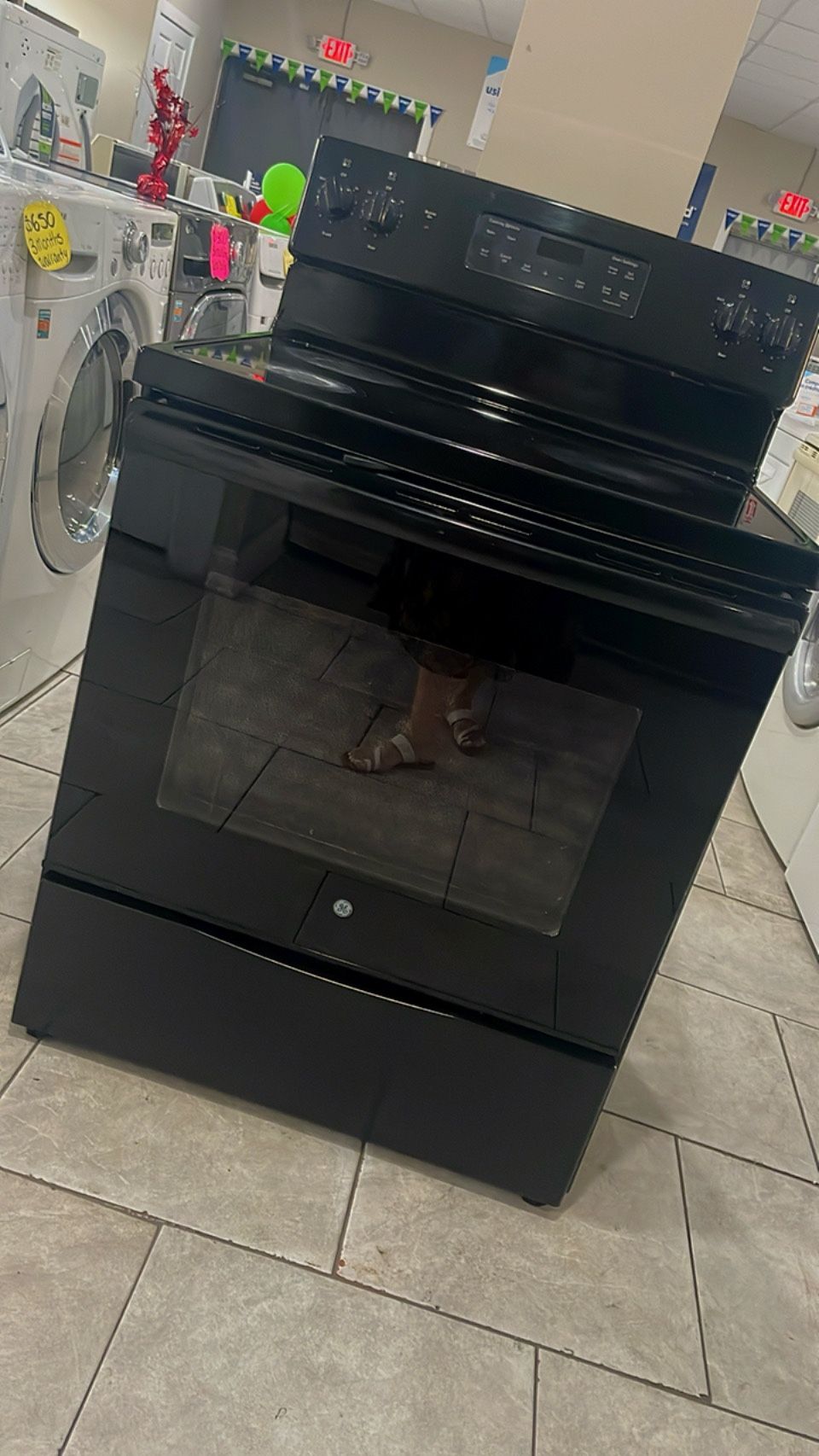 GE Electric Stove