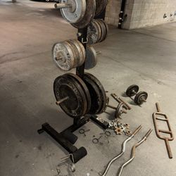 Weight Lifting Equipment  395 + Pounds