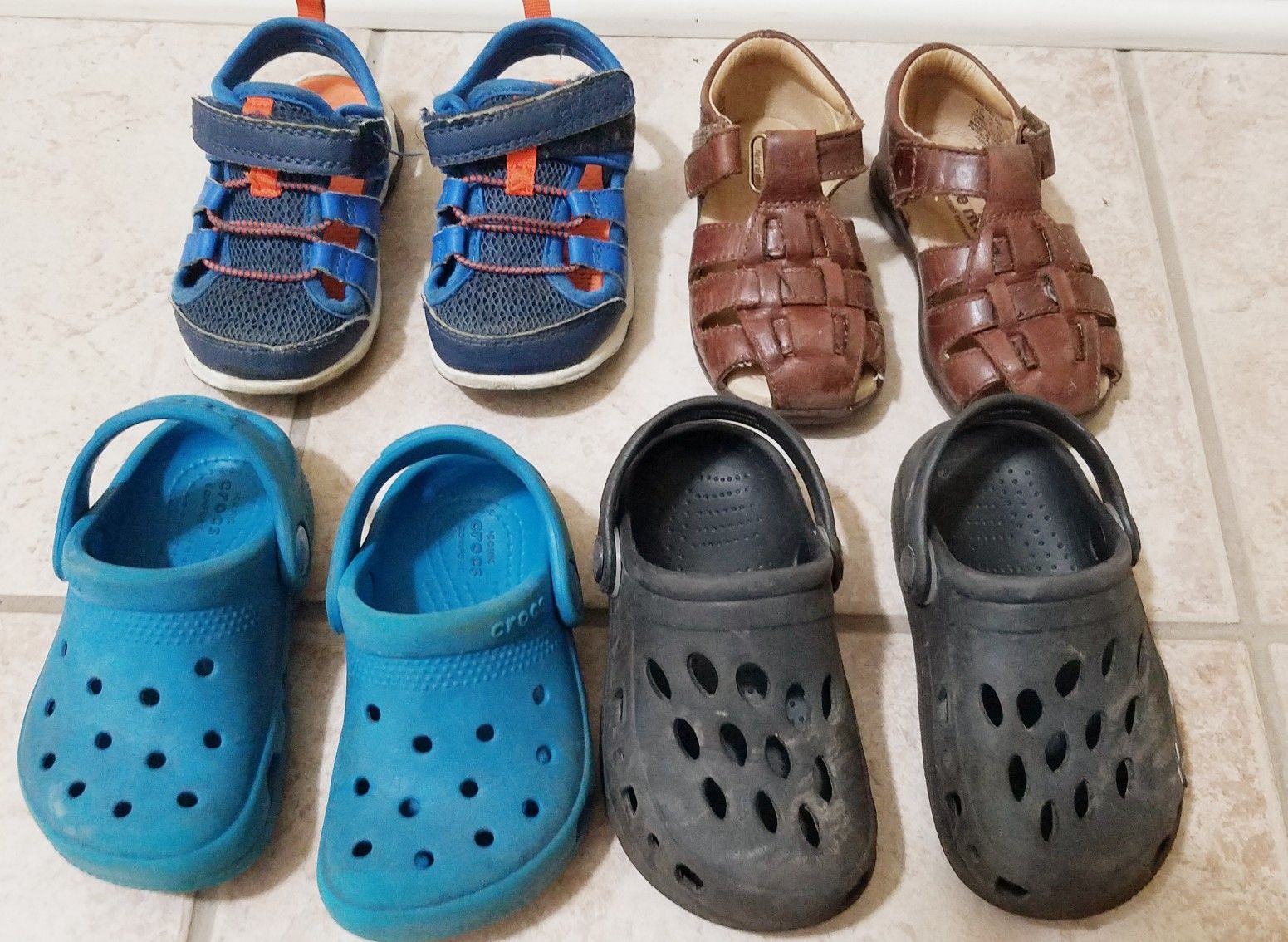 Crocs and Sandals Size 6
