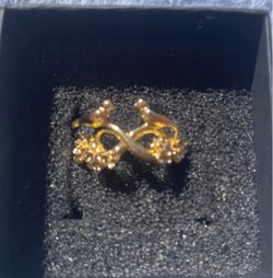 Love birds w 4 flowers ring