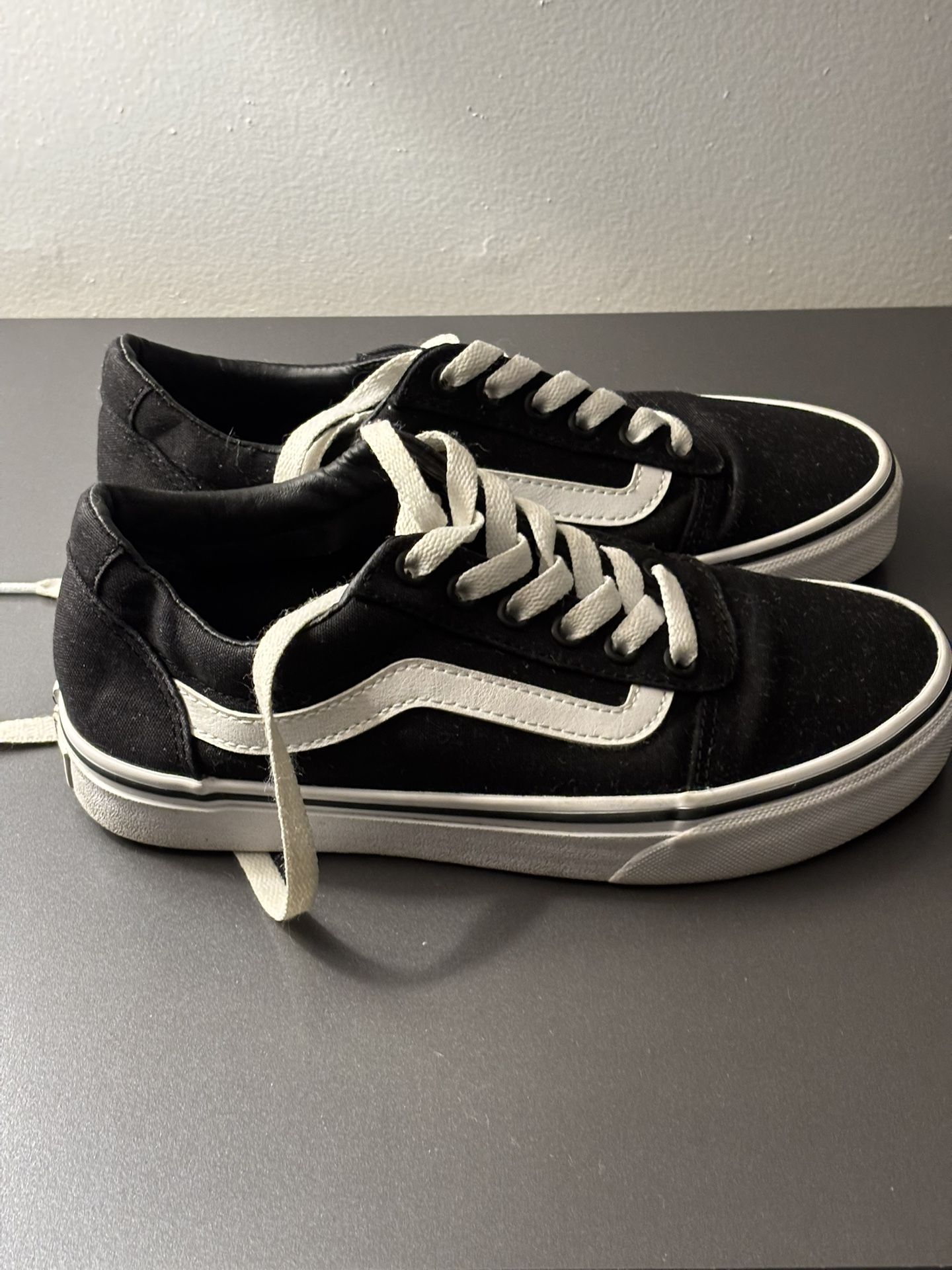 Black Vans Size 6 Woman’s Or Kids 4.5