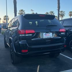 2022 GRAND CHEROKEE WK LAREDO X 4X4