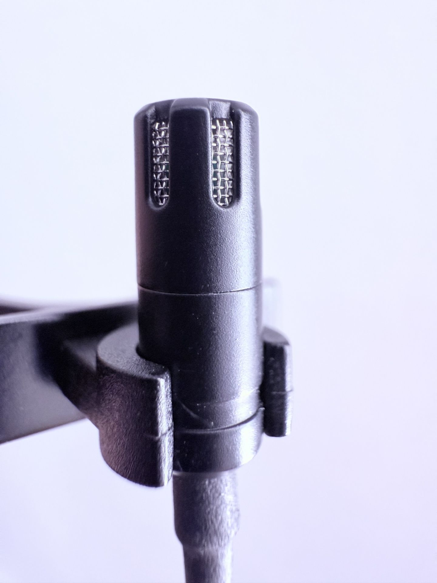 Shure MOTIV MVL Clip-On Lavalier mic