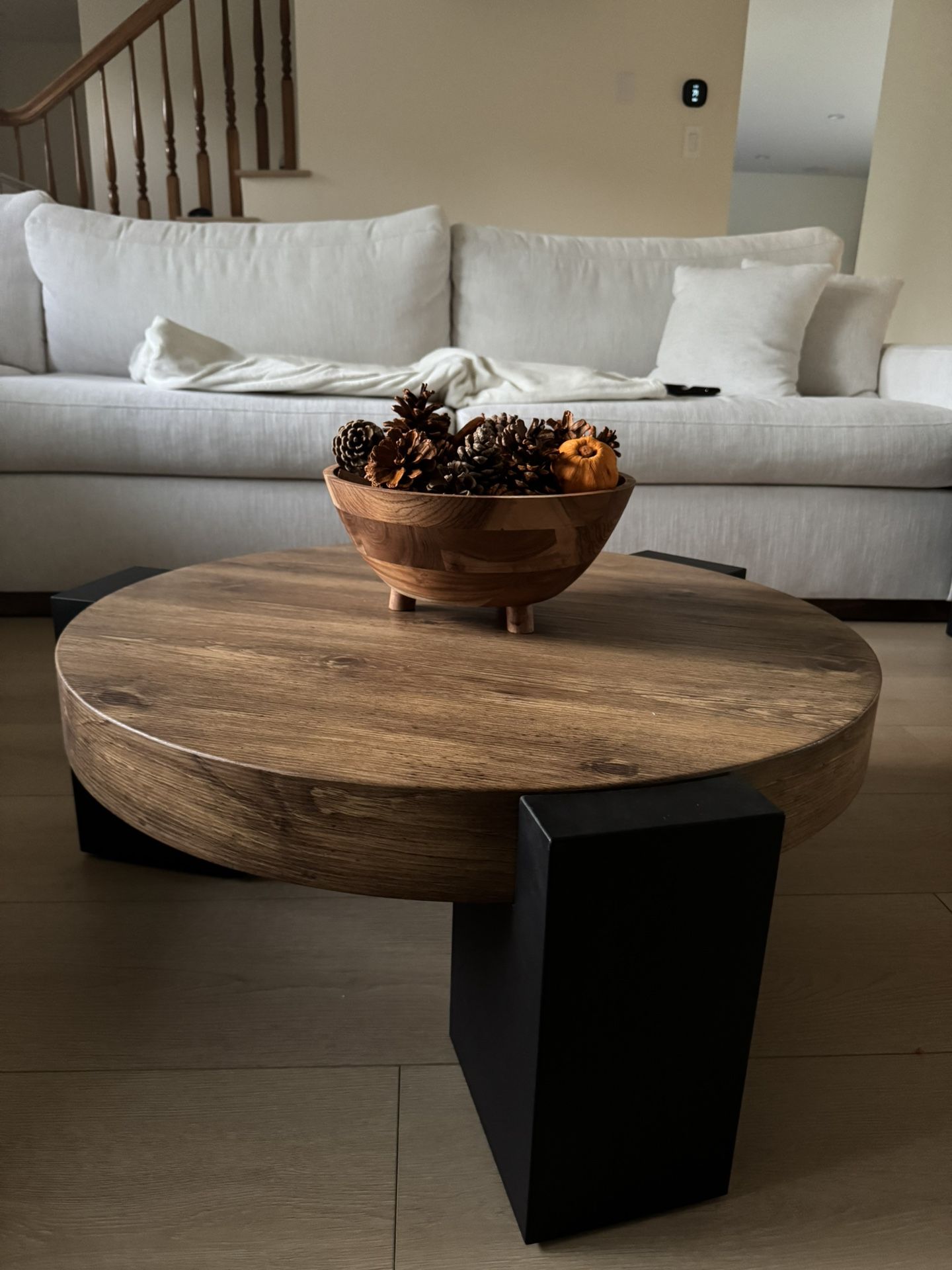 Round Coffee Table (NEW)