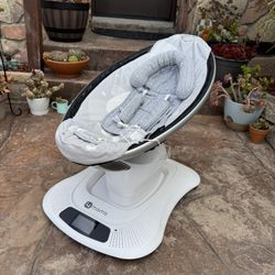 4moms Mamaroo Multi Motion Baby Swing