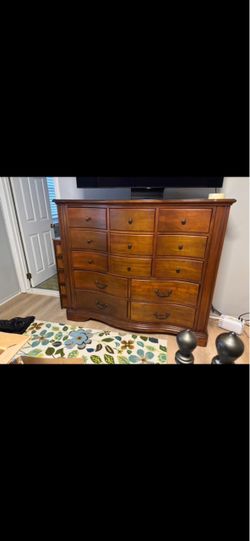 Dresser- 13 drawers