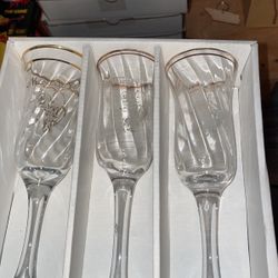 New Vintage 80s Wedding Champagne Glasses