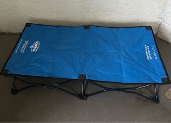 Regalo travel bed for child