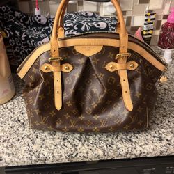 Louis Vuitton Tivolli Gm