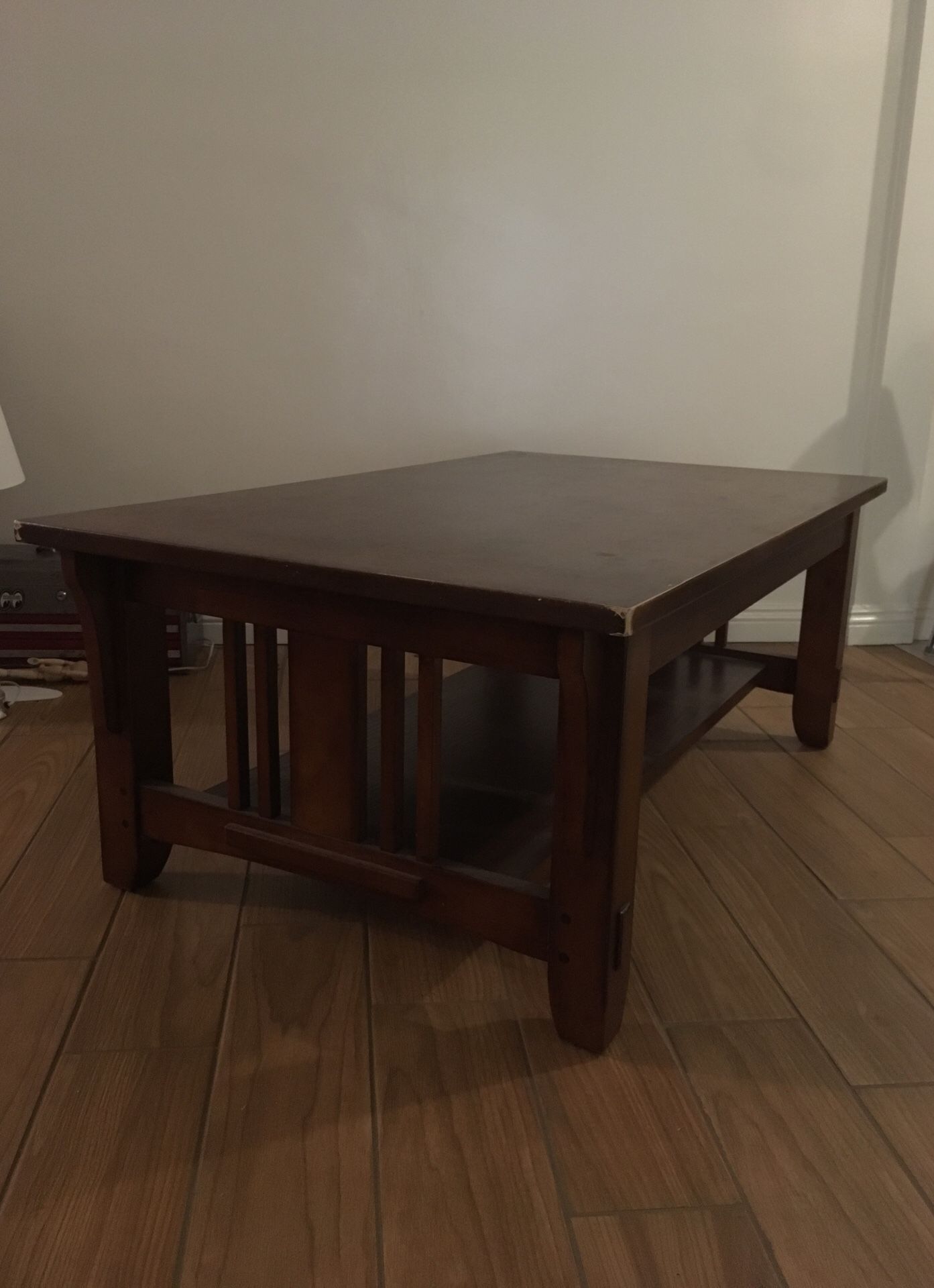 Coffee table 25$