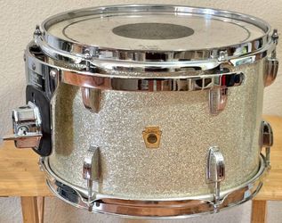 Vintage 1968 Ludwig 12" Tom Silver Sparkle white Interior for drum set kit 60s Great condition. No issues. Very clean.