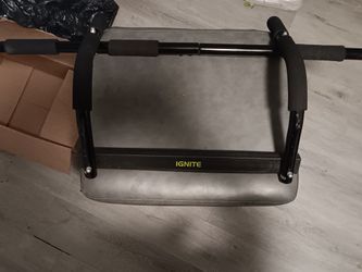 Ignite Pull-Up Bar