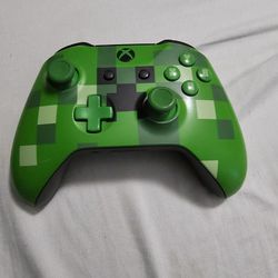 Minecraft Creeper Xbox One Controller