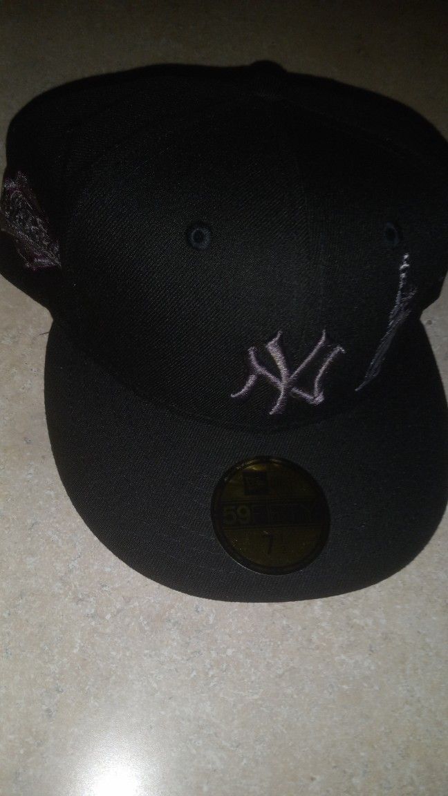 New York Yankees baseball fitted hat