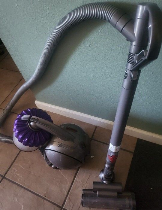 Dyson Ball Vacuum 