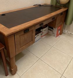 Awesome Large Executive Desk!