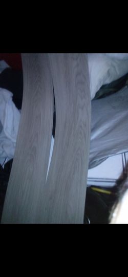 Vinyl Flooring Planks ( Light Grey )