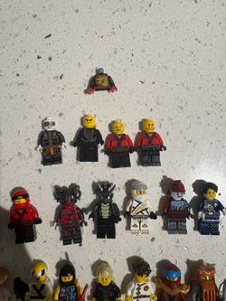 Best offer   LEGO Ninjago HUGE Minifigure Lot – 20+ Ninjas & Villains