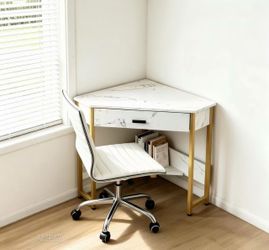 Modern Faux Marble Corner Desk / Accent Table with a white chair