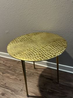 Gold metal Side/ Accent Table - YES IT’S AVAILABLE