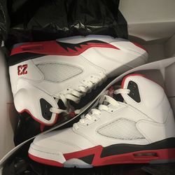 Jordan 5 Fire Red 