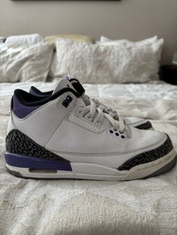 Used Jordan 3s ( Size 6.5y )