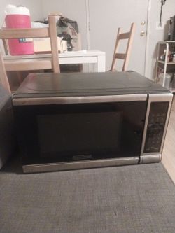 Black + decker microwave