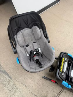 Clek Liing infant car seat