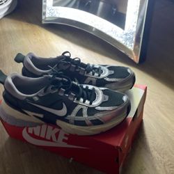 Worn Once Nikes Can Work On Price If Needed