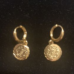 GOLD PLATED HOOPS WITH DISC