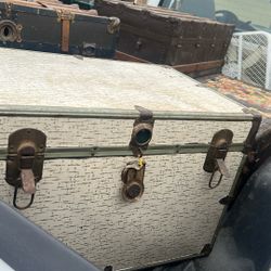 Antique Trunk With Lock & Key