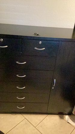 Dresser